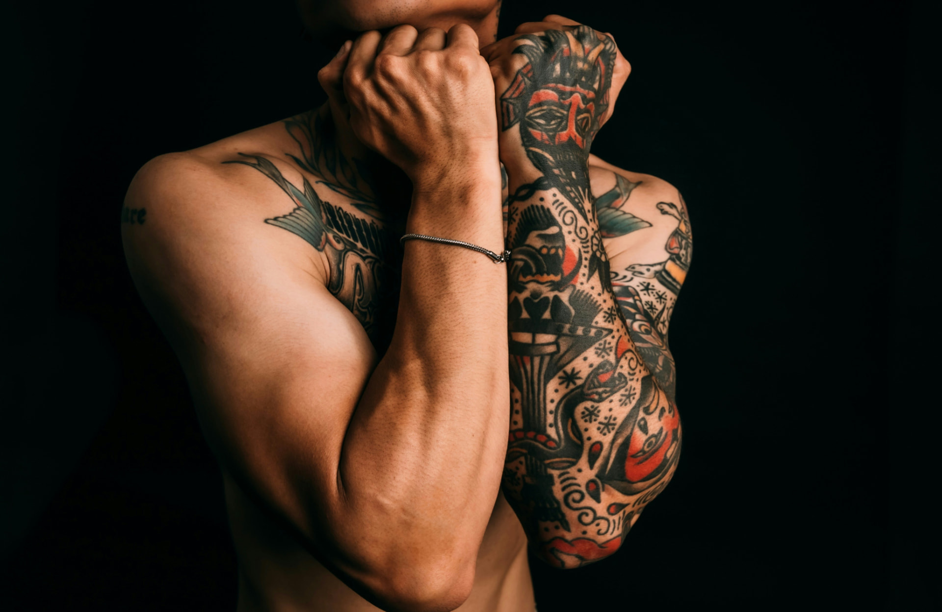 Tatuiruotės priežiūra: pirmos dvi savaitės žingsnis po žingsnio
